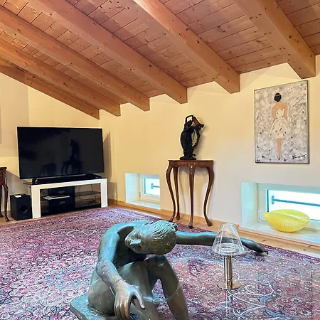 Belvedere Mansarde Apartment Barcis